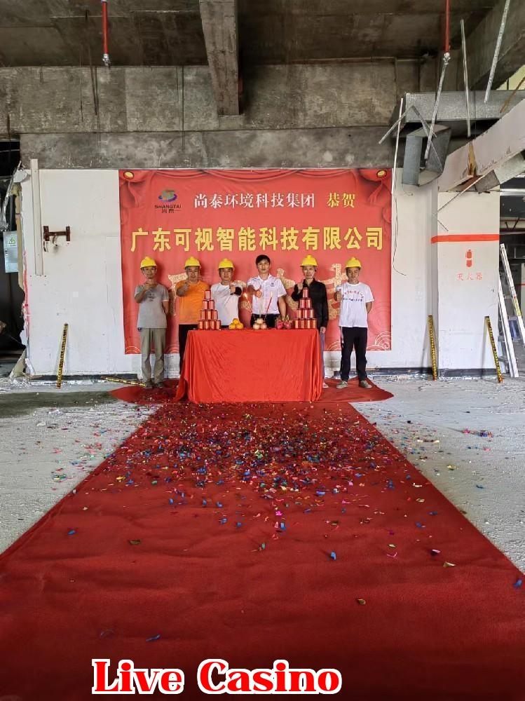 Công ty Công nghệ Thông minh Quang Đông chúc mừng khai trương thành công
